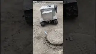 Robot track wire saw. Auto-stair climbing. #concretecutting #wiresaw #bridgedemolition #floorsaw.
