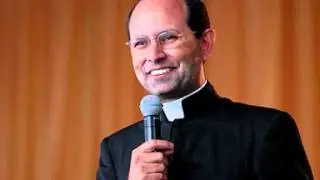 Explicações do Pe. Paulo Ricardo sobre as bíblias no BR