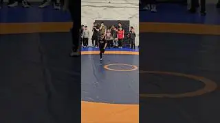 &ldquo;Wrestlers&rsquo; Warm-Up Ends Like This 💪🔥 | Так заканчивают разминку борцы #сальто #flip #flips