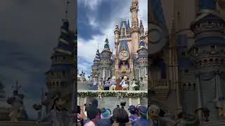 Never gets old! #disney #disneyfun #disneyworld #travel #cinderella #mickeymouse #minniemouse