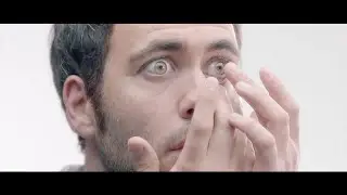 How to apply and remove contact lenses | ACUVUE Middle East | Anthony