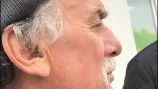 Вуйко Женік - ти ху@ло йди сюда!