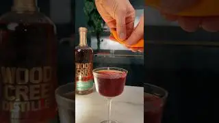 Как приготовить коктейль &laquo;Черный Манхэттен&raquo;! Мой любимый вариант этого напитка #рецепткоктейля #ш...