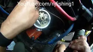 mercrusier 3L (120 HP) - distributor rotor cap, point, contact and condenser replacement (3 of 3)