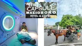 menginap di the capsule malioboro, jalan ke malioboro dan makan di pasar beringharjo, yogyakarta