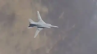 Alarm for Turkey   Russia sent strategic bombers to bomb Idlib   Tu 22