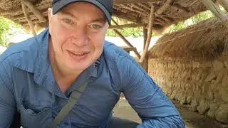 Мужик за полста и Баба Ягодка. Национальная деревня Минсокчон.