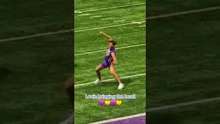 Minnesota Vikings facing backlash after bringing out their male cheerleader for the football game