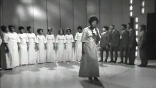 The Lord Is Blessing Me - Loretta Oliver