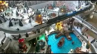 Christmas Village 2021 Lemax & Lionel Trains