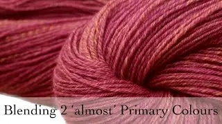 Using a Blending Board to spin a warm, autumnal rusty pink using just two ‘almost’ primary colours.