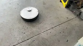 Chinese domestic T8 robot vacuum cleaner. Mops and vacuums simultaneously. Contact 0977937795