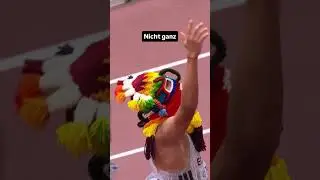 Hurtado bei Leichtathletik-WM mit traditionellem Kopfschmuck unterwegs
