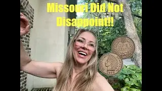 Young Retired Couple Finds Treasure with Metal Detectors in Missouri!!