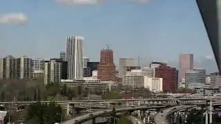 OHSU tram going down