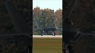 F-22 landing in Geofs