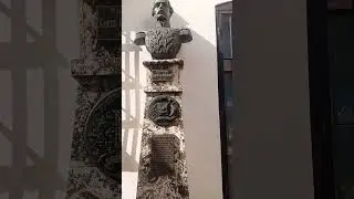 La Atarazanas, y la casa del padre de Duarte!