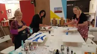 Acrylic Pouring Workshop Students