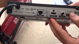 LG Smart 3D Blu-ray Player with built-in Wi-Fi BP540 unbox