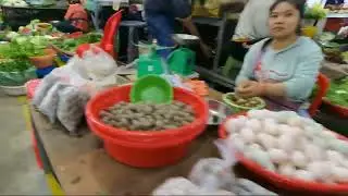 Full Street Food Riding Motor To Buy Food On The Way, Mafood,