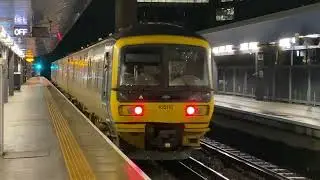 Very dirty 165116 heading to GTW +5 late! #train #trainspotting #gatwick #reading #class165 