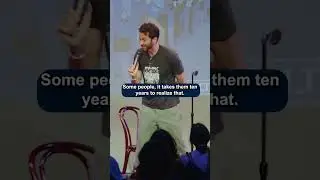 Ex-theater kids are dangerous 🔪🏫🤣 | Gianmarco Soresi | Stand Up Comedy Crowd Work