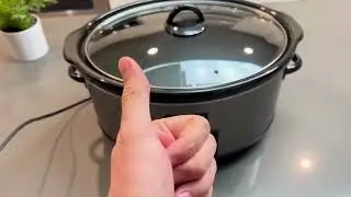 Crock Pot Large 8 Quart Programmable Slow Cooker with Auto Warm Setting and Cookbook Review