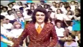 Angelo Máximo na Discoteca do Chacrinha  - 1973
