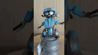 Transformers Dancing Autobot Sqweeks &ndash; Sound Activated & MP3 Connect! 🎶🤖