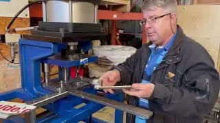 ACM Sign Mounting Hole Punch for Traffic Sign Installation