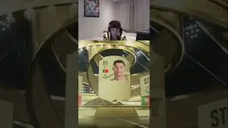 I packed the best ever football player #fifa23 #fifapacks #fifa23packopening #fifatots   #Ronaldo