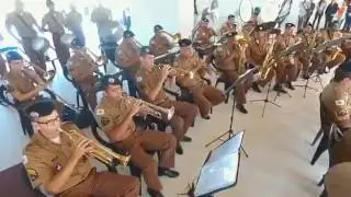 Banda da PMMG tocando o Hino do Atlético MG