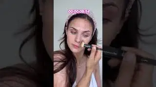 FOUNDATION BRUSH VS MAKEUP SPONGE | #shorts #stansoutbeauty #makeup #makeuphacks #makeuptips