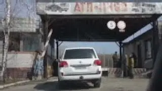 Monitors check withdrawal of heavy weapons