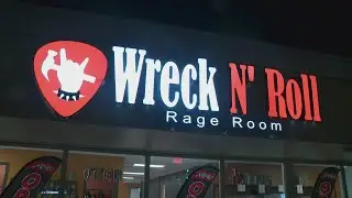 Rage Room with Rock N' Roll theme opens in Des Moines