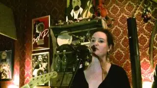 Cecilia Thorngren sjunger Holberg Hotell med Eldkvarn