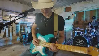 Luke Prater - White Lines (Live From The Milk Barn)