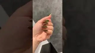 Chrome Nails Chameleon Effect 💅🥵🔥🔥 #nails #shorts