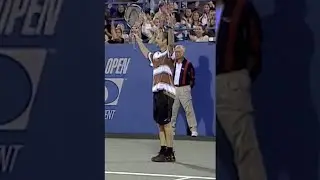 Andre Agassi's AMAZING no-look smash! 👀