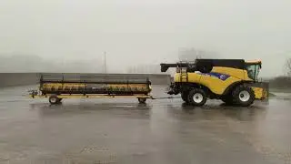 2009 New Holland CR9080 Elevation Small Grain Combine I St Aubin, France Auction - 7 & 8 December