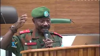 Le cmdt de la 22 région militaire Eddy kapend appelle à la conscience au symposium scientifique
