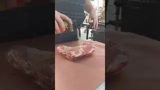 Seasoning a Trip Tip with Lucky Sevens Santa Maria Style BBQ Rub