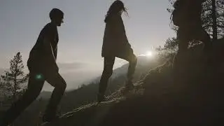 Two people doing a guided hike with Sea to Sky Adventure Company in Squamish