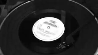 The Groovers - Happy Holiday (1992)