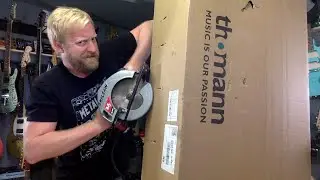 Big box UNBOXING - this is a cry for help - im not joking - this is bad.