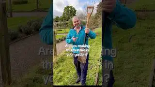 No-dig gardening. How to create a beautiful gardening without the back-breaking digging and weeding