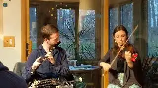 Christine Hedden and Caoimhín Ó Fearghail (Reels)