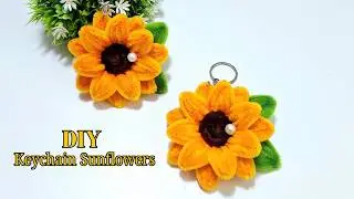 How to Make a Keychain Sunflower with Pipe Cleaners