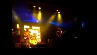 English Tea Oasis Covers // Don't Look Back In Anger // The Roxy 4-5-2013