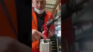 9003 Heavy Duty Rivet Nut Pneumatic Installation Tool - Initial Pressure Set-up